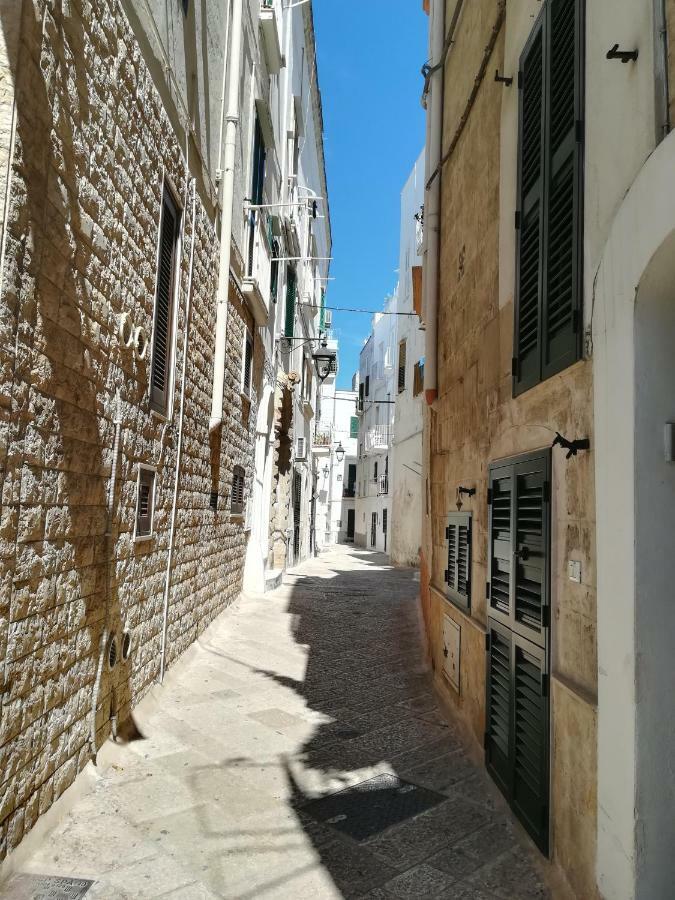 La Casetta Vico San Leonardo Monopoli Buitenkant foto
